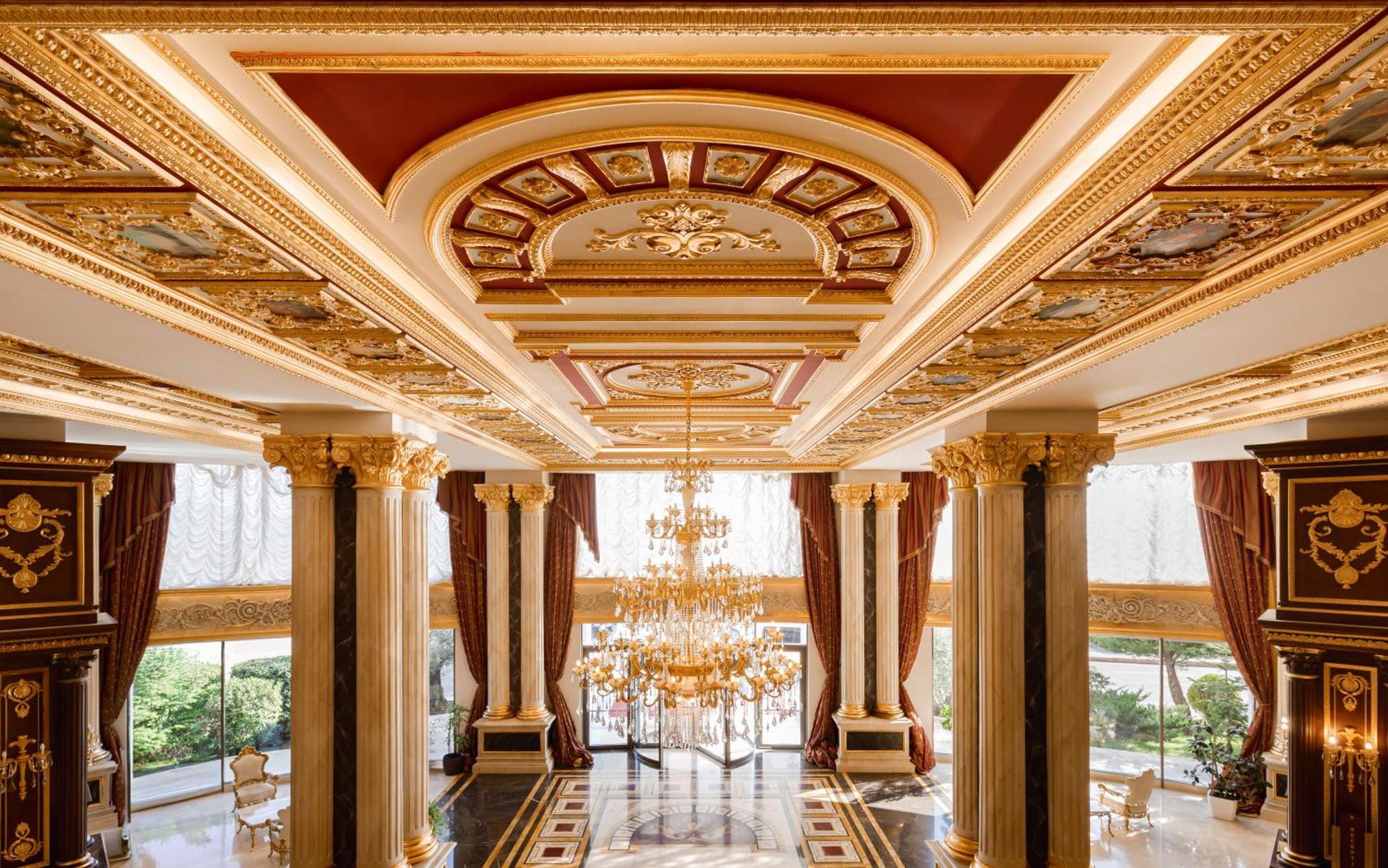 Shamakhi Palace Sharadil Seredil Bagian luar foto The lobby of the hotel