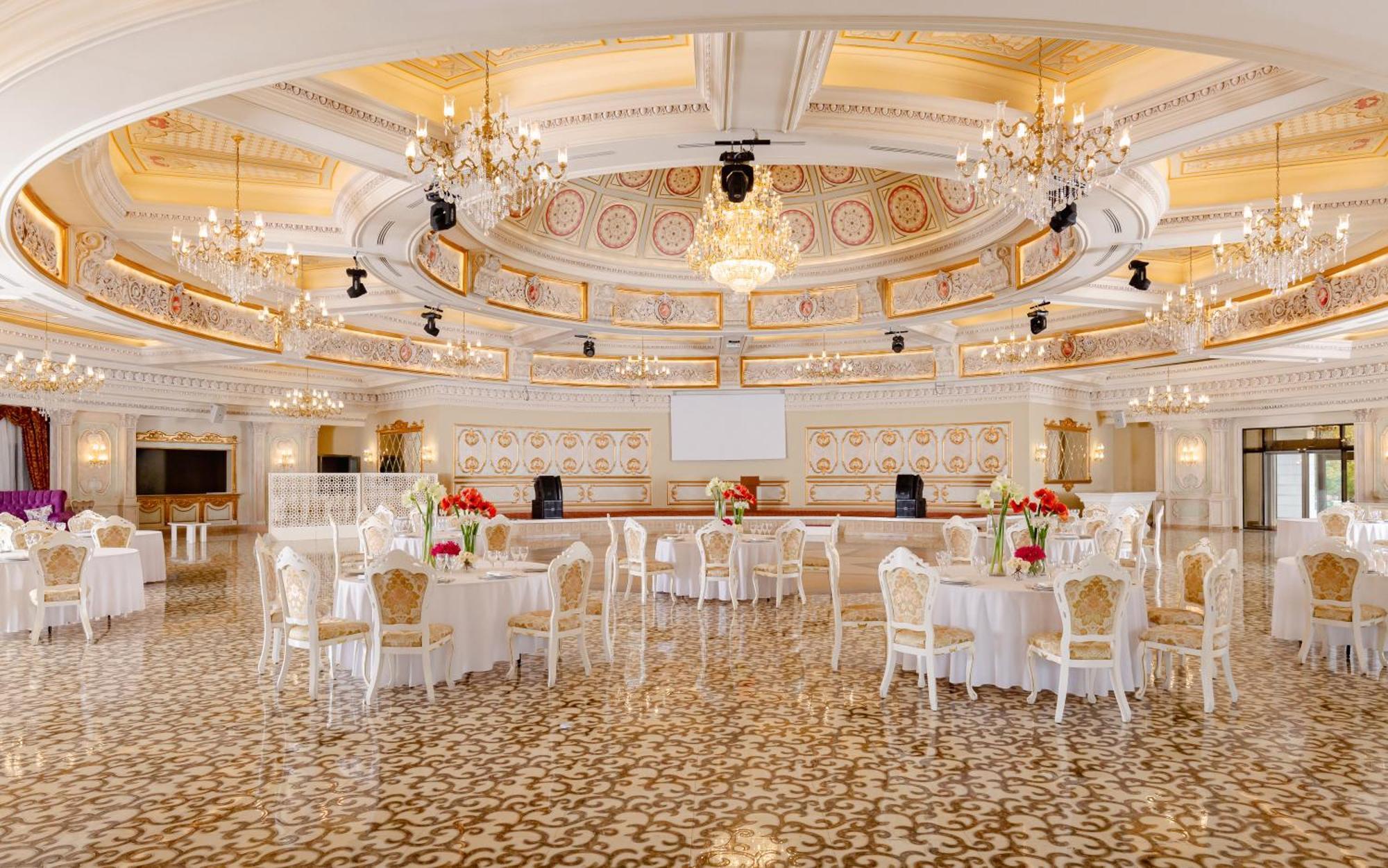 Shamakhi Palace Sharadil Seredil Bagian luar foto The ballroom