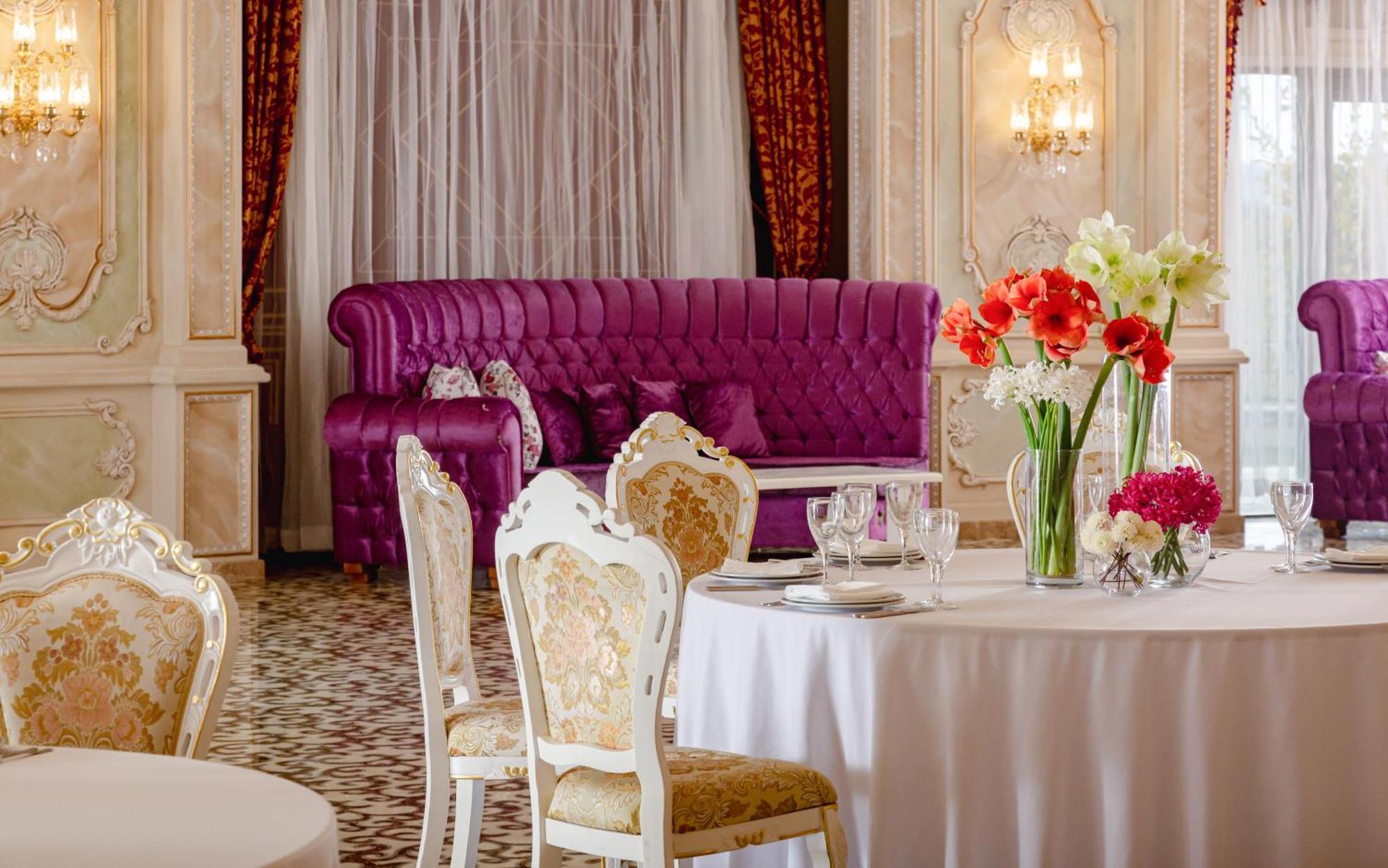 Shamakhi Palace Sharadil Seredil Bagian luar foto The interior of the restaurant