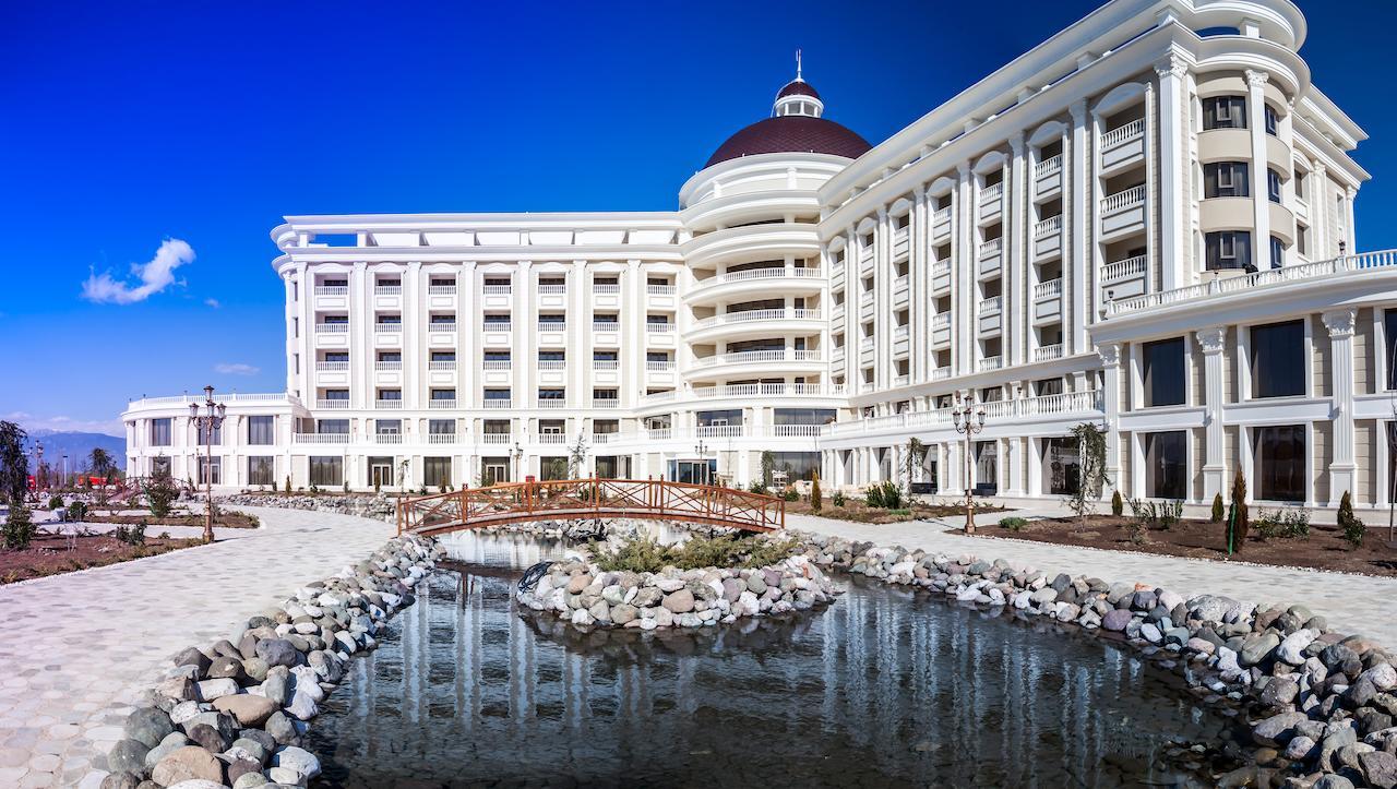 Shamakhi Palace Sharadil Seredil Bagian luar foto The Grand Hotel